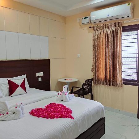 John Towers Hotell Tirunelveli Exteriör bild