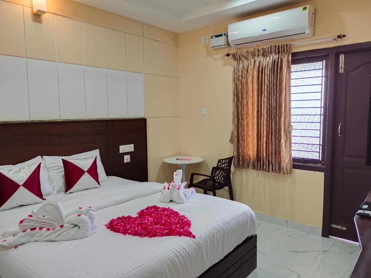 John Towers Hotell Tirunelveli Exteriör bild